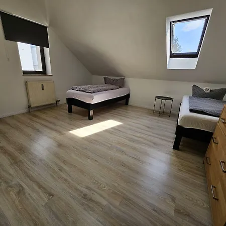 Bed4you Gaestehaus 1 شقة Bergshausen